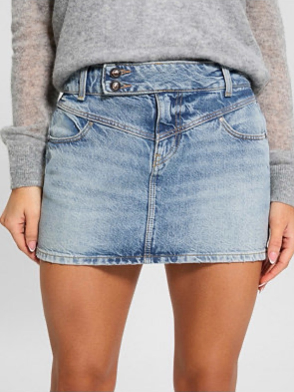 EUC Guess sz30 Nani Light Blue Vintage Wash Denim Mini Skirt…